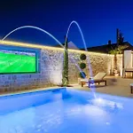 Nena Holiday home
