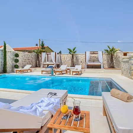 Holiday home Nena Zadar